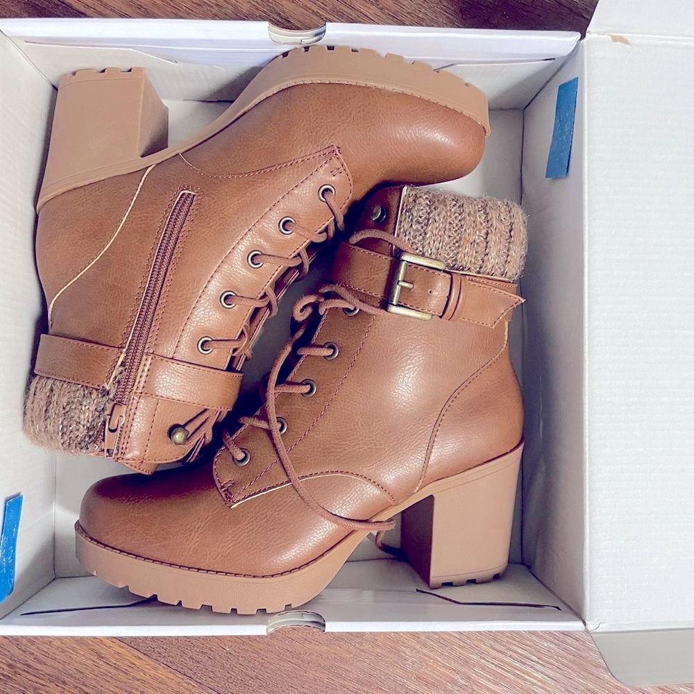Mari A boots
